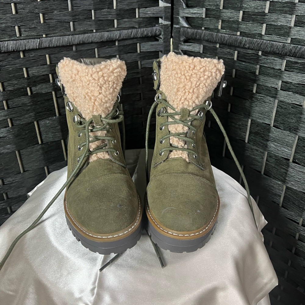 Time and Tru Olive Lace Up Boots with Tan Lining